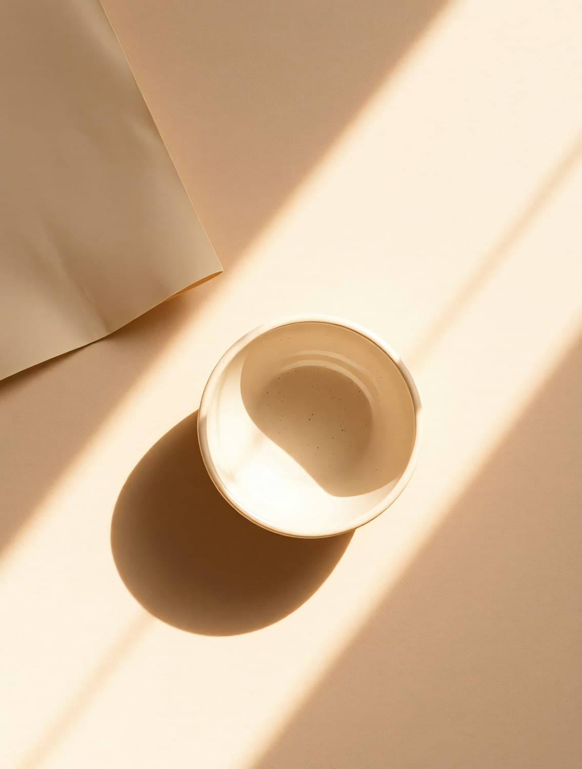 Bol en céramique beige fait main